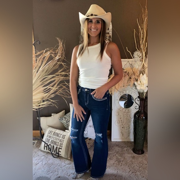 Flare Rhinestone &  Embroidered Jeans - Picture 4 of 6